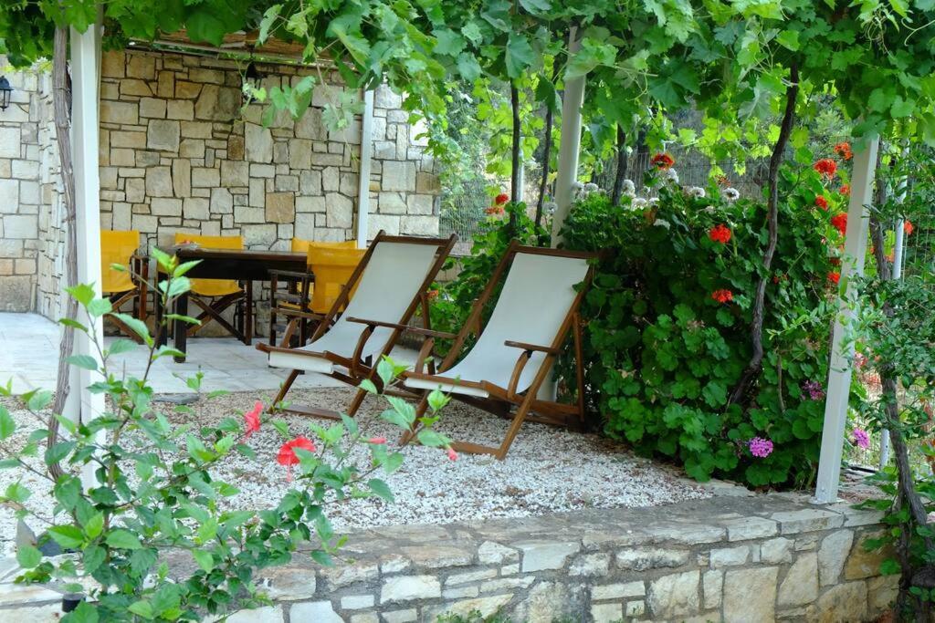 Natural House With Sea View & Garden